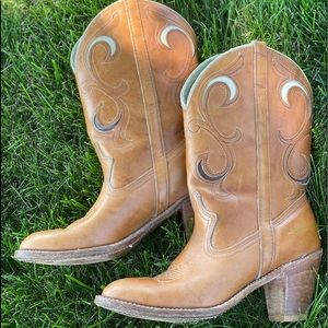 Dingo Cowgirl Boots